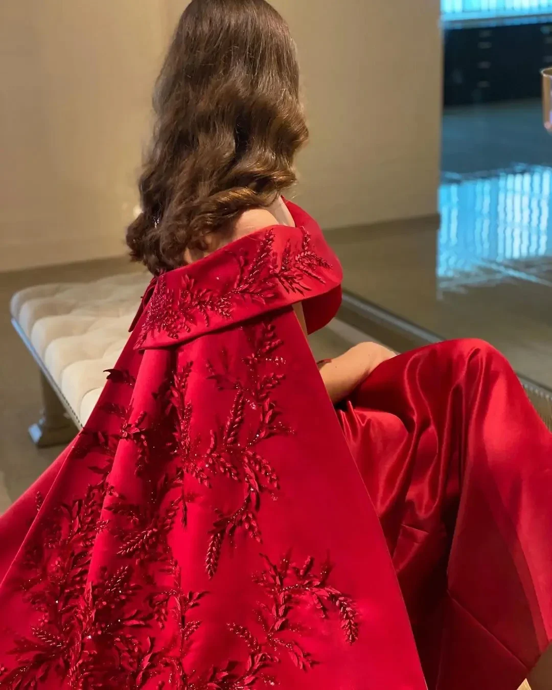 カスタマイズされたアンクル丈シースドレス、イブニングパーティ - Women Formal Wear For Party のレビューと価格